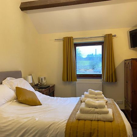 Ye Olde Bowling Green Inn Bradwell  ภายนอก รูปภาพ