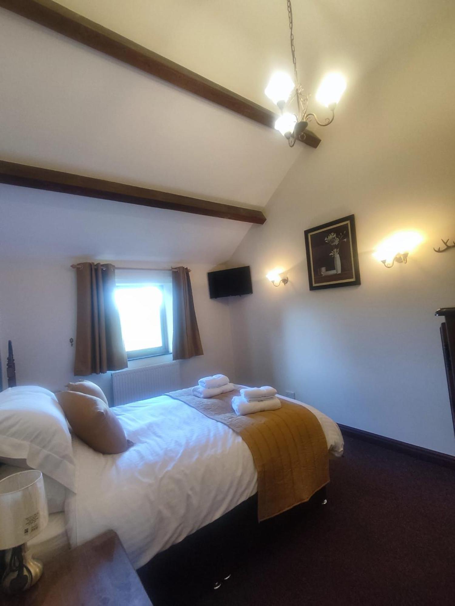 Ye Olde Bowling Green Inn Bradwell  ภายนอก รูปภาพ
